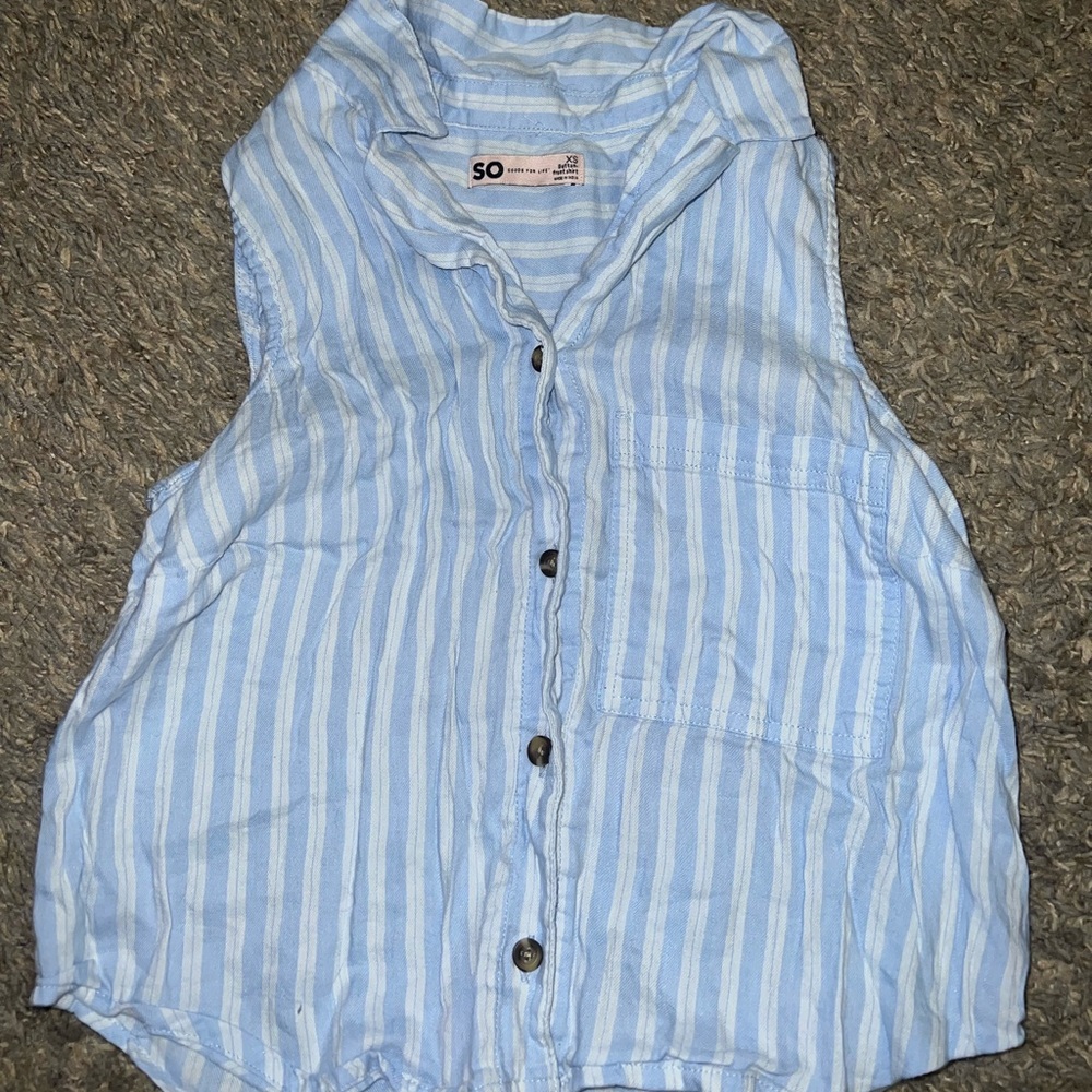 blue stripped button up crop top